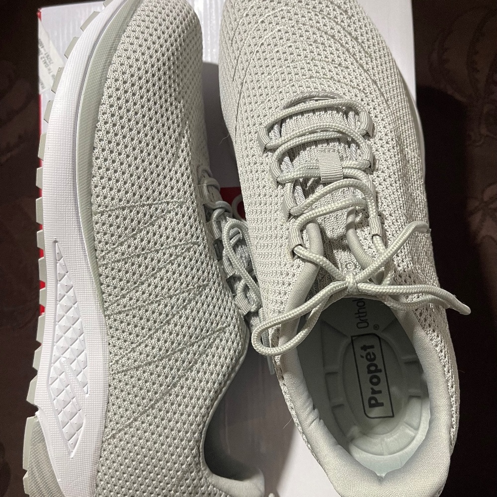 Men’s Size 12W Diabetic PROPET Tour Knit Sneakers New